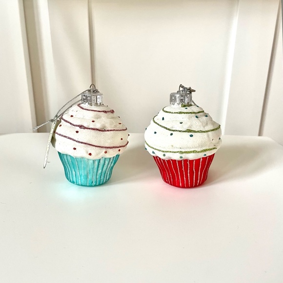 Crate and Barrel Glassworks Vintage Cupcake Glass Holiday Gift Ornaments - Picture 1 of 4